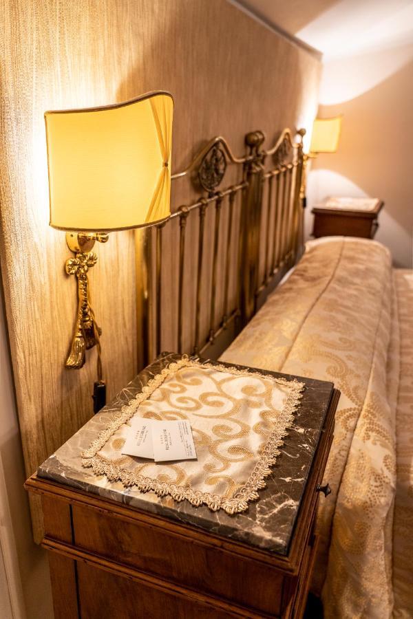 Real Borbone Bed & Breakfast Caserta Exterior photo