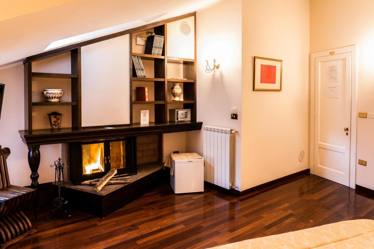 Real Borbone Bed & Breakfast Caserta Exterior photo
